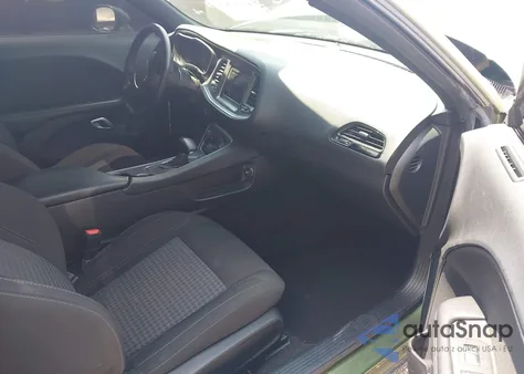 2022 Dodge Challenger Sxt из США, поврежденный, VIN 2C3CDZAG5NH188068